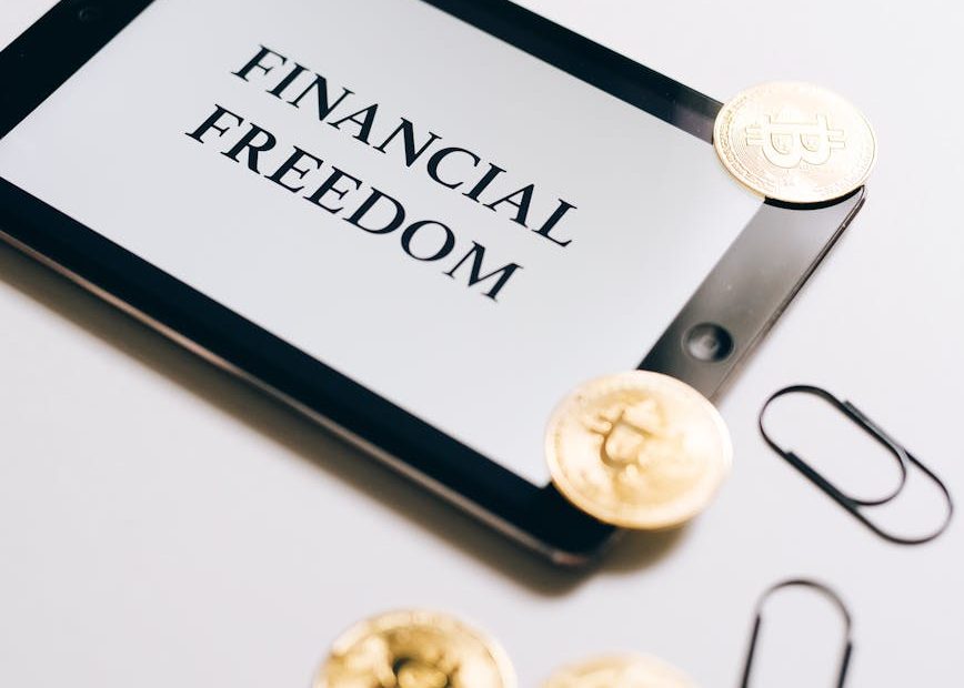 Financial independence blueprint: learn what school didn't teach about money.