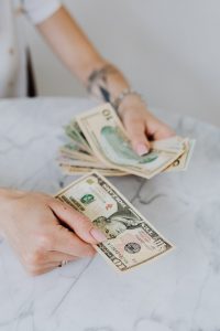 Expert tips for making smart money decisions under pressure.